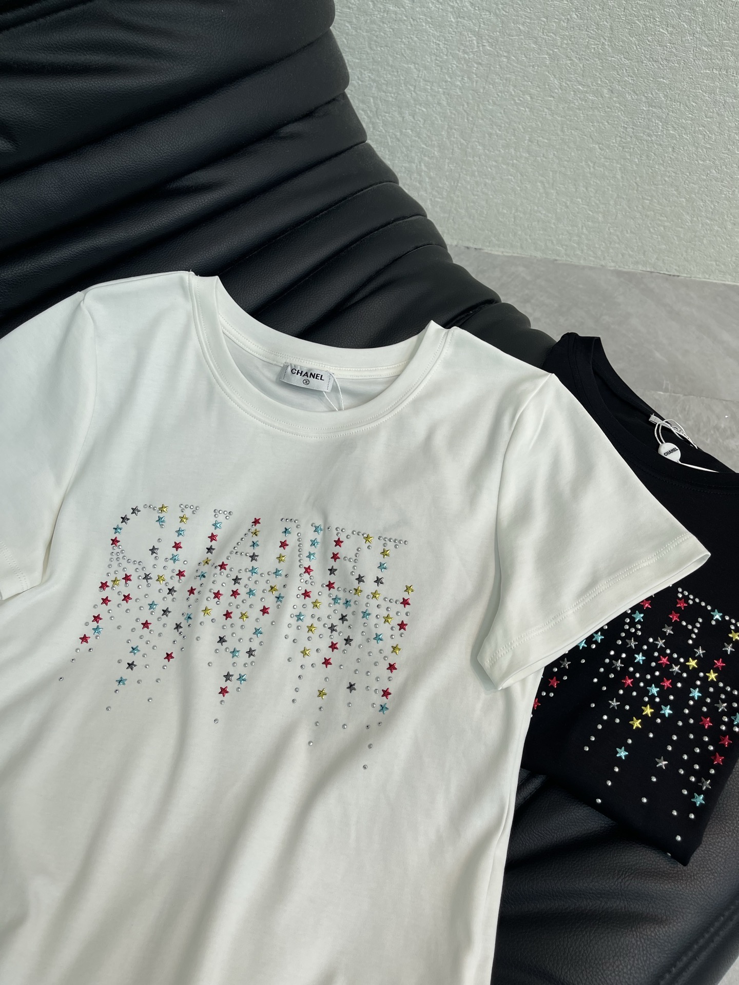 Women's short sleeves